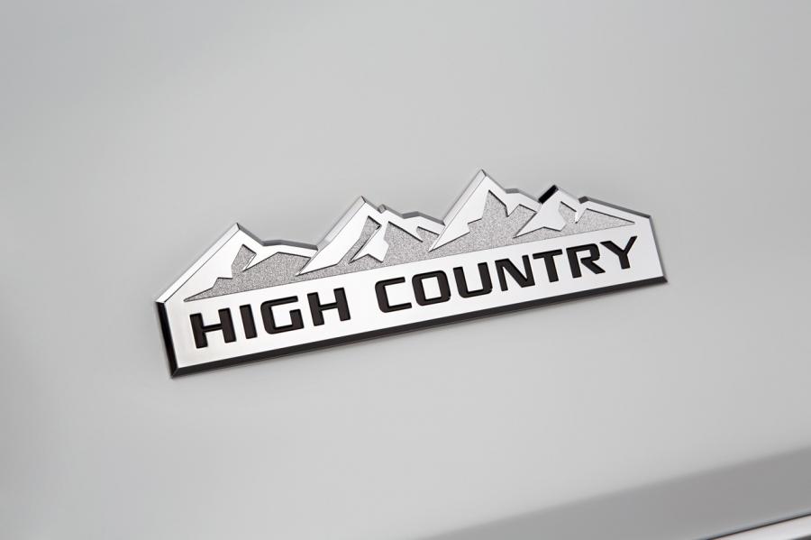  Chevrolet Silverado 2500 HD High Country Crew Cab 2015 года  (фото 8 из 8)